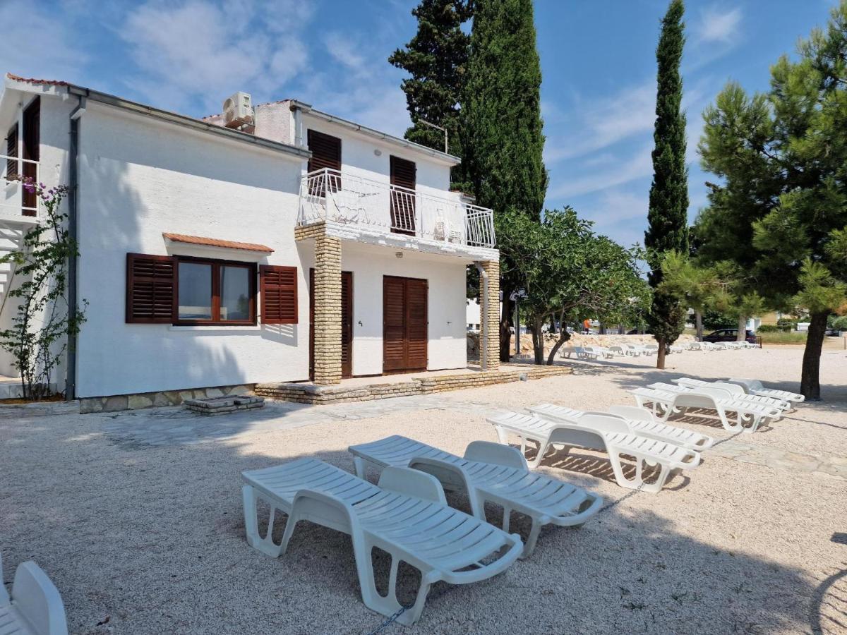 5 Meters From The Sea With Private Beach - 70M2 Colibri Sunset Apartments Свети-Петар Экстерьер фото