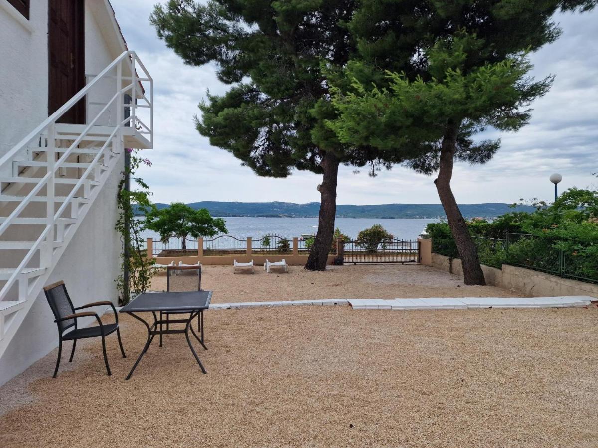 5 Meters From The Sea With Private Beach - 70M2 Colibri Sunset Apartments Свети-Петар Экстерьер фото